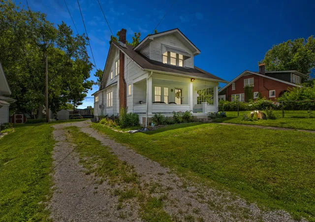 Photo 2 of Sale Pending at 13 Long Ave, Winchester, KY 40391 | MLS# 26019206 | Listing updated on 2026-09-08
