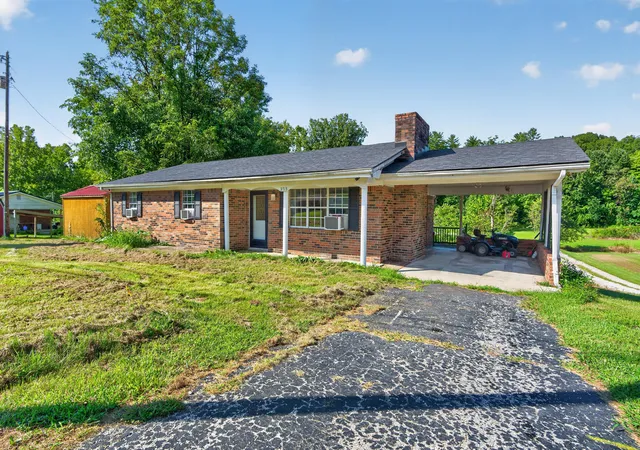 Photo 3 of Single family home for sale at 3713 Paint Creek Rd, Stanton, KY 40380 | MLS# 26019218 | Listing updated on 2026-09-13