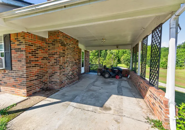 Photo 3 of Single family home for sale at 3713 Paint Creek Rd, Stanton, KY 40380 | MLS# 26019218 | Listing updated on 2026-09-28