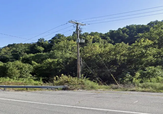 Photo 1 of Land for sale at 0000 Kentucky 40, Paintsville, KY 41240 | MLS# 26019501 | Listing updated on 2026-10-13