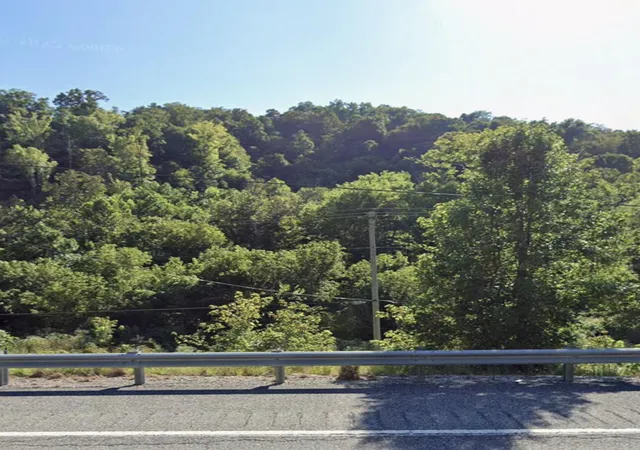 Photo 2 of Land for sale at 0000 Kentucky 40, Paintsville, KY 41240 | MLS# 26019501 | Listing updated on 2026-10-13