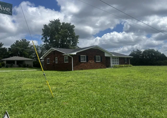 Photo 3 of Single family home for sale at 182 Harrison Ave, Monticello, KY 42633 | MLS# 26019246 | Listing updated on 2026-07-21
