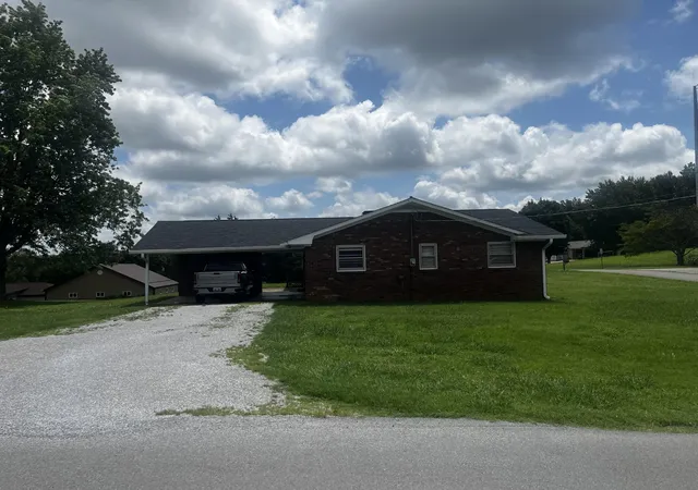Photo 4 of Single family home for sale at 182 Harrison Ave, Monticello, KY 42633 | MLS# 26019246 | Listing updated on 2026-07-21