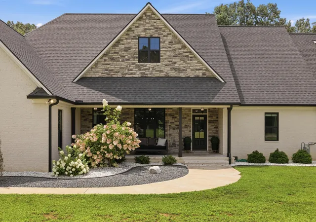 Photo 4 of Single family home for sale at 4221 N Kentucky 121, Murray, KY 42071 | MLS# 26019253 | Listing updated on 2026-09-15