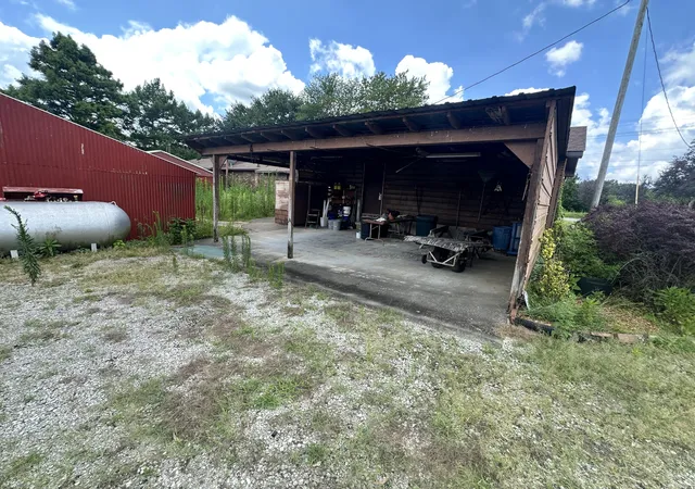 Photo 19 of Single family home for sale at 6708 State Hwy 129, Water Valley, KY 42085 | MLS# 26019611 | Listing updated on 2026-09-04
