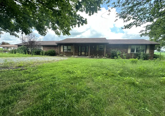 Photo 1 of Single family home for sale at 6708 State Hwy 129, Water Valley, KY 42085 | MLS# 26019611 | Listing updated on 2026-09-04