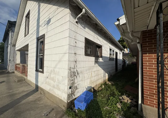 Photo 3 of Single family home for sale at 217 Chapel St, Falmouth, KY 41040 | MLS# 26019496 | Listing updated on 2026-08-13