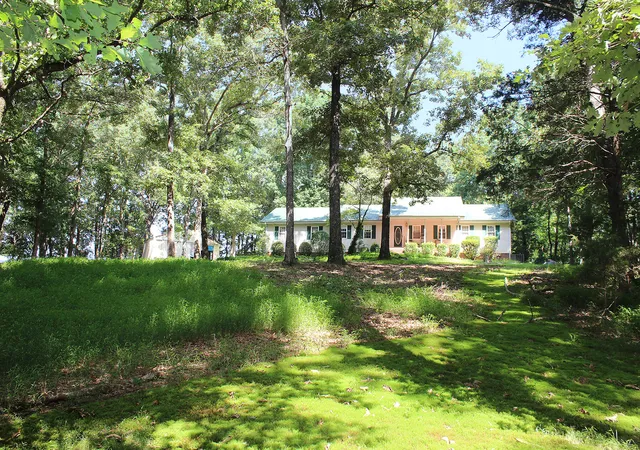 Photo 3 of Single family home for sale at 254 Kirk Ridge Rd, Murray, KY 42071 | MLS# 26019325 | Listing updated on 2026-07-21