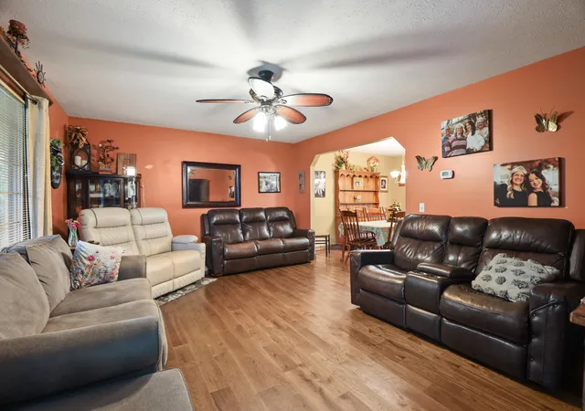 Photo 2 of Single family home for sale at 322 Spring Cut Cir, Corbin, KY 40701 | MLS# 26019307 | Listing updated on 2026-07-23
