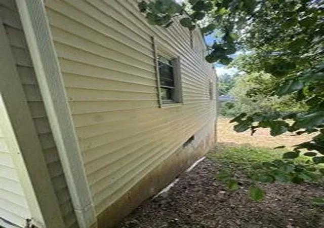 Photo 2 of Single family home for sale at 209 S Hill St, Grayson, KY 41143 | MLS# 26019665 | Listing updated on 2026-08-13