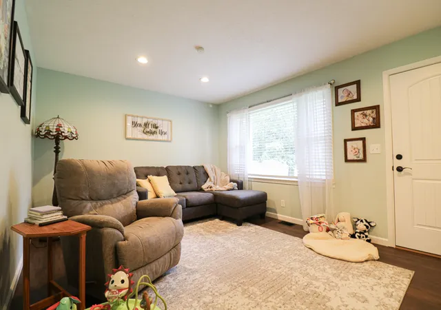 Photo 2 of Single family home for sale at 4229 Us 68, Benton, KY 42025 | MLS# 26020781 | Listing updated on 2026-08-24