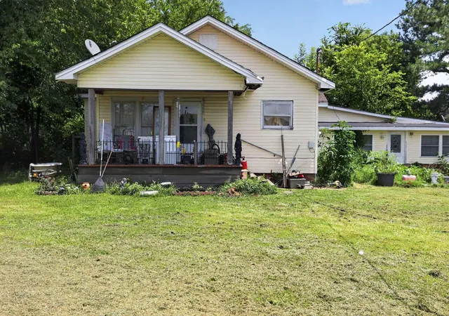 Photo 4 of Single family home for sale at 1146 Mcguire Rd, Symsonia, KY 42082 | MLS# 26019249 | Listing updated on 2026-07-22