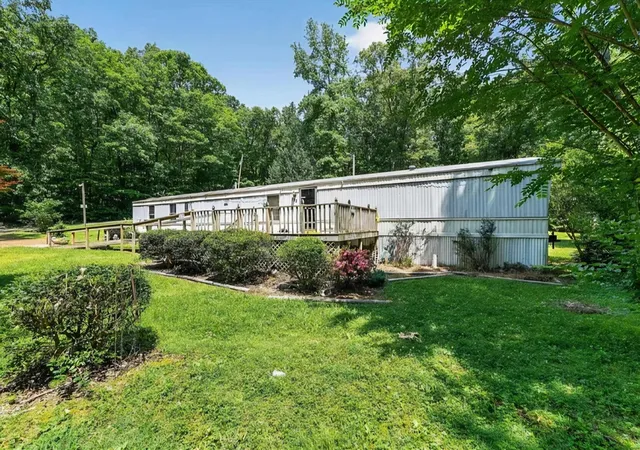 Photo 1 of Sale Pending at 293 Thomas Dr, Murray, KY 42071 | MLS# 26019255 | Listing updated on 2026-08-03
