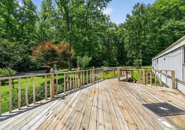 Photo 2 of Sale Pending at 293 Thomas Dr, Murray, KY 42071 | MLS# 26019255 | Listing updated on 2026-08-03
