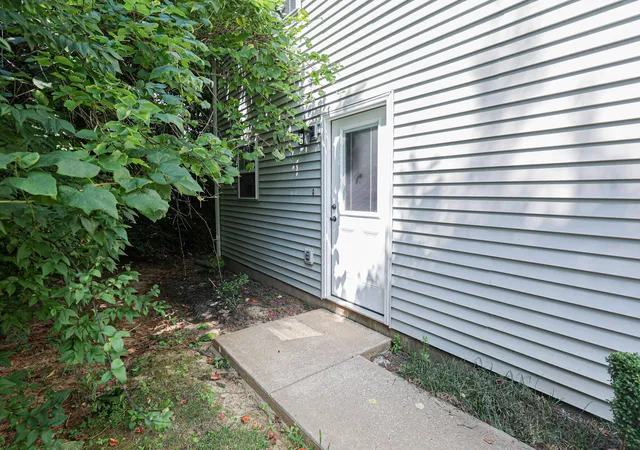 Photo 32 of Single family home for sale at 905 Stonebrook Ct, Paducah, KY 42003 | MLS# 26019464 | Listing updated on 2026-08-31