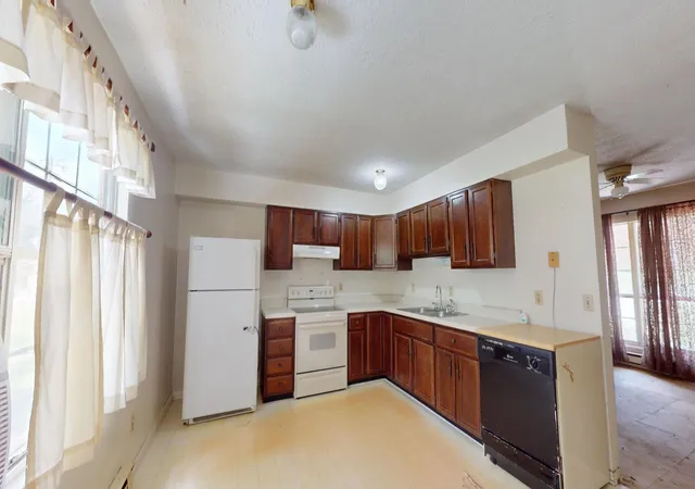 Photo 3 of Sale Pending at 98 Cooper St, Vanceburg, KY 41179 | MLS# 26019272 | Listing updated on 2026-08-10