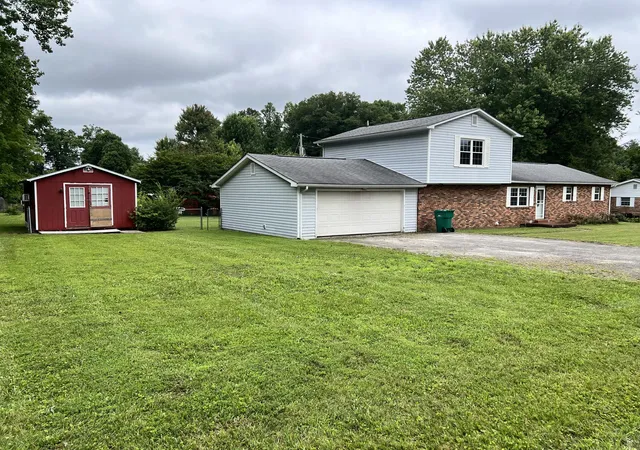 Photo 4 of Single family home for sale at 7 Jamestown Ests, London, KY 40744 | MLS# 26019426 | Listing updated on 2026-07-22