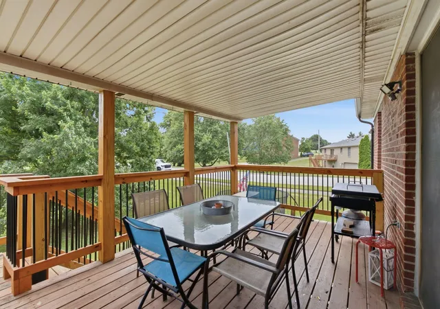Photo 3 of Single family home for sale at 120 Saratoga Cir, Richmond, KY 40475 | MLS# 26019414 | Listing updated on 2026-10-01
