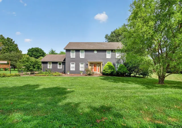 Photo 1 of Single family home for sale at 1013 Ballard Ln, Madisonville, KY 42431 | MLS# 26019275 | Listing updated on 2026-07-31