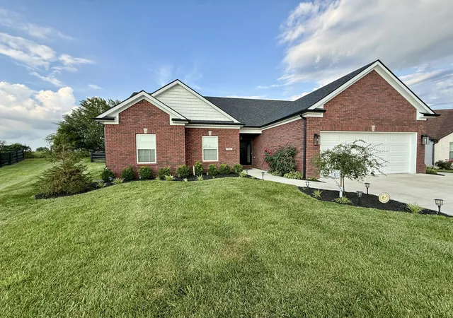 Photo 1 of Single family home for sale at 502 Chickasaw Dr, Richmond, KY 40475 | MLS# 26019278 | Listing updated on 2026-10-02