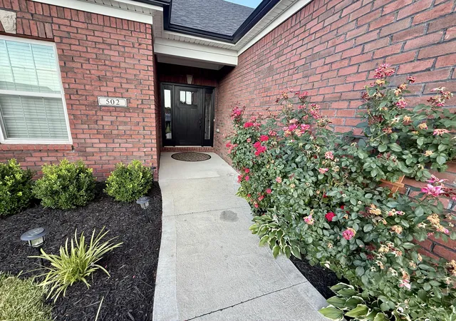 Photo 3 of Single family home for sale at 502 Chickasaw Dr, Richmond, KY 40475 | MLS# 26019278 | Listing updated on 2026-10-02
