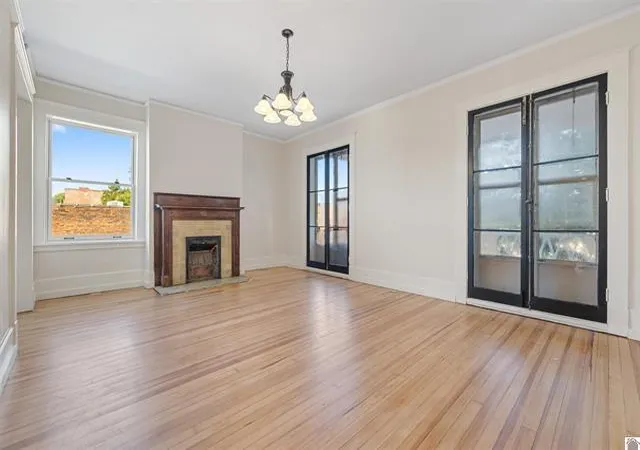 Listing Photo 4 - Condo for sale in building located at 610 Broadway St, Paducah, KY 42001 - Unit #301