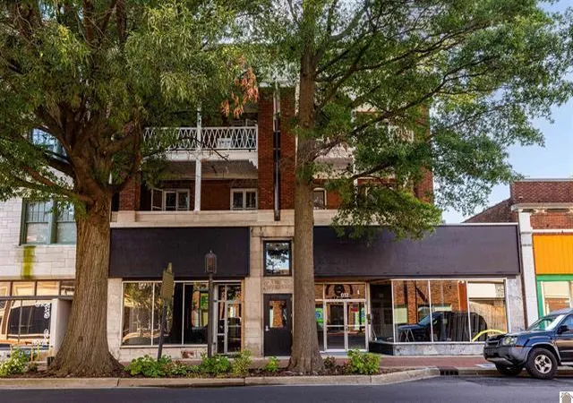 Photo 1 of Condo for sale at 610 Broadway #200 & 300, Paducah, KY 42001 | MLS# 26019284 | Listing updated on 2026-07-22