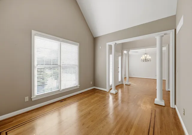 Photo 4 of Single family home for sale at 3716 N Park Ridge Ln, Lexington, KY 40509 | MLS# 26019465 | Listing updated on 2026-09-14