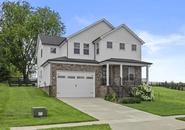 Photo 1 of Single family home for sale at 804 Shelburne Way, Nicholasville, KY 40356 | MLS# 26019596 | Listing updated on 2026-09-21