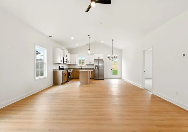 Photo 4 of Single family home for sale at 4133 Meadowlark Rd, Lexington, KY 40509 | MLS# 26019306 | Listing updated on 2026-10-13
