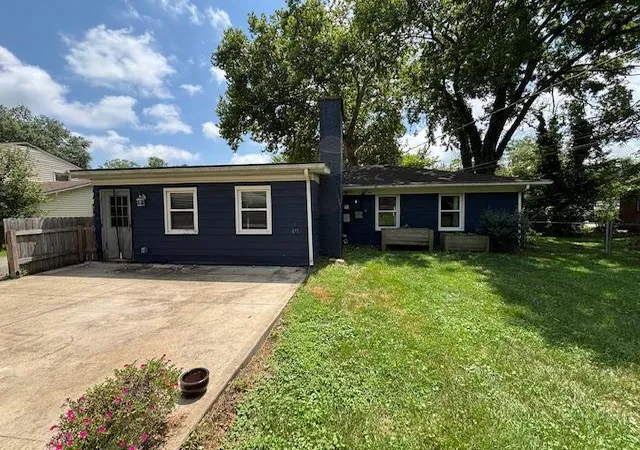 Photo 2 of Single family home for sale at 3527 Greentree Rd, Lexington, KY 40517 | MLS# 26019329 | Listing updated on 2026-09-15