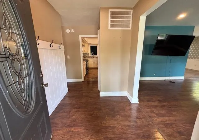 Photo 4 of Single family home for sale at 3527 Greentree Rd, Lexington, KY 40517 | MLS# 26019329 | Listing updated on 2026-09-15