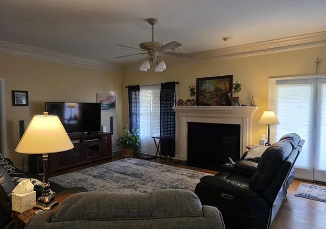 Photo 3 of Sale Pending at 180 Peppers Ml Dr, Paducah, KY 42001 | MLS# 26019462 | Listing updated on 2026-09-14
