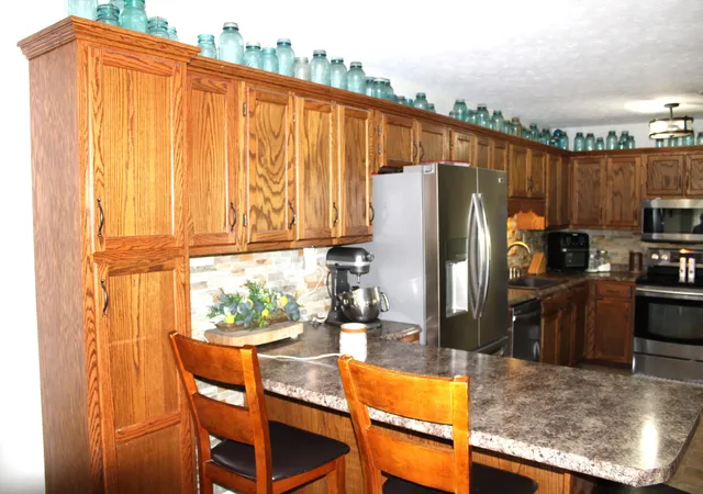 Photo 3 of Single family home for sale at 460 Combs Cir, London, KY 40744 | MLS# 26019352 | Listing updated on 2026-09-30