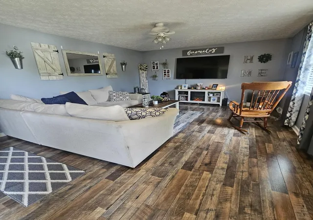 Photo 2 of Single family home for sale at 46 Skinner Ln, Corbin, KY 40701 | MLS# 26019357 | Listing updated on 2026-07-21
