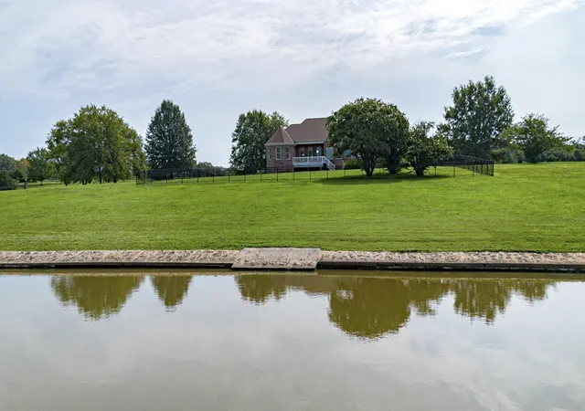 Photo 53 of Single family home for sale at 2427 S Friendship Rd, Paducah, KY 42003 | MLS# 26022873 | Listing updated on 2026-09-05