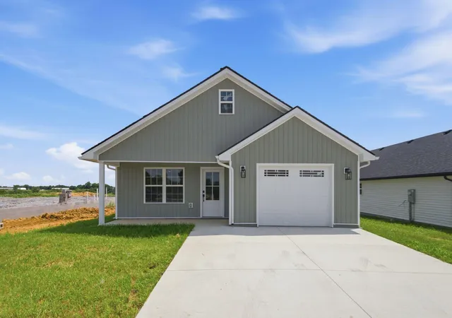 Photo 1 of Single family home for sale at 186 Charles Carr Dr, Harrodsburg, KY 40330 | MLS# 26019385 | Listing updated on 2026-08-26