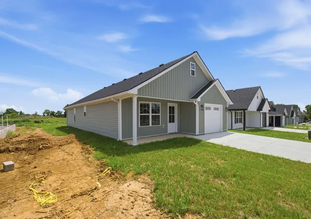 Photo 3 of Sale Pending at 186 Charles Carr Dr, Harrodsburg, KY 40330 | MLS# 26019385 | Listing updated on 2026-09-22