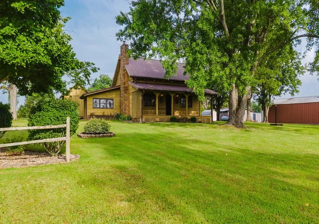 Photo 3 of Single family home for sale at 210 Hensley Ln, Richmond, KY 40475 | MLS# 26019572 | Listing updated on 2026-10-08