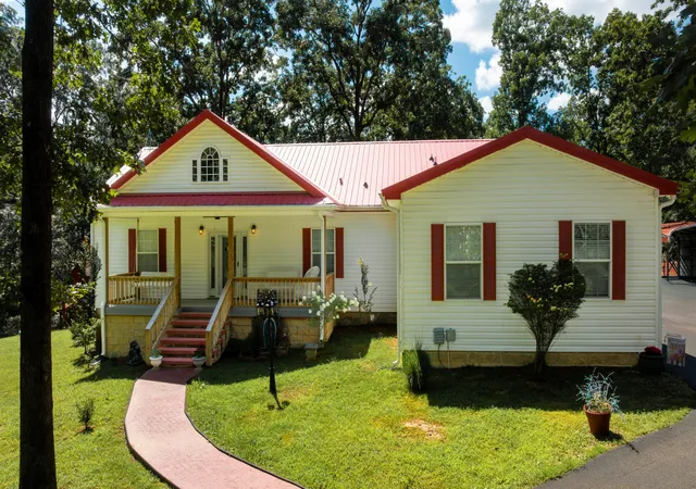 Photo 1 of Sale Pending at 856 Taft Rd, Gilbertsville, KY 42044 | MLS# 26019441 | Listing updated on 2026-08-27