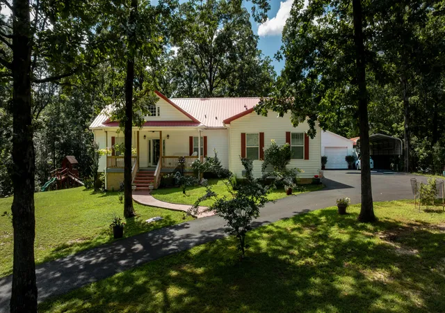 Photo 2 of Sale Pending at 856 Taft Rd, Gilbertsville, KY 42044 | MLS# 26019441 | Listing updated on 2026-08-27