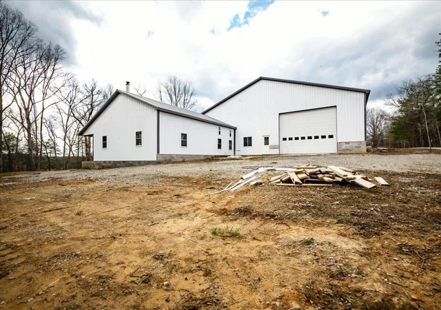 Photo 3 of House for sale at 227 Callihan Rd, East Bernstadt, KY 40729 | MLS# 26019366 | Listing updated on 2026-10-13