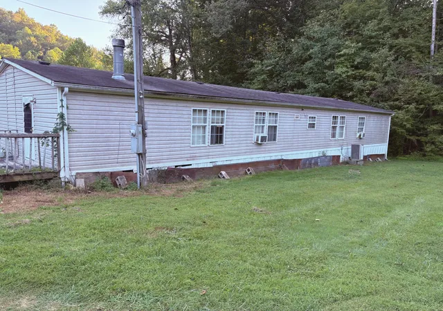 Photo 3 of Single family home for sale at 371 Jarvis Branch Rd, Barbourville, KY 40906 | MLS# 26019377 | Listing updated on 2026-08-09