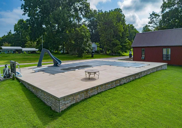 Photo 2 of Sale Pending at 117 Broadway St, Marion, KY 42064 | MLS# 26019395 | Listing updated on 2026-09-08