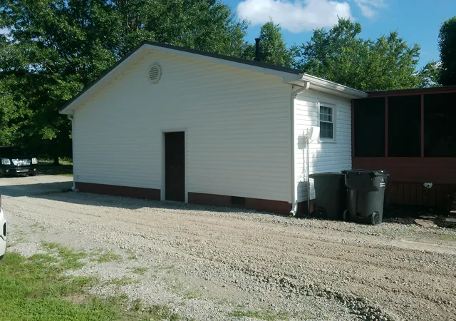 Photo 3 of Single family home for sale at 2631 Husband Rd, Paducah, KY 42003 | MLS# 26019398 | Listing updated on 2026-09-14