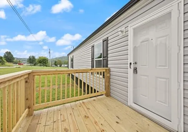 Photo 2 of Single family home for sale at 90 Kelsey Dr, Mount Vernon, KY 40456 | MLS# 26019413 | Listing updated on 2026-09-16