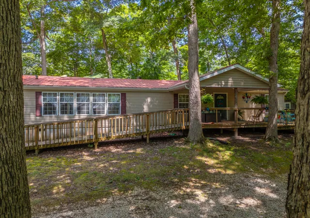 Photo 3 of Single family home for sale at 500 Hazel Tree Ln, Morehead, KY 40351 | MLS# 26020293 | Listing updated on 2026-09-21