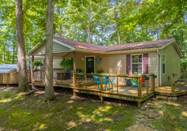 Photo 3 of Single family home for sale at 500 Hazel Tree Ln, Morehead, KY 40351 | MLS# 26020293 | Listing updated on 2026-09-21