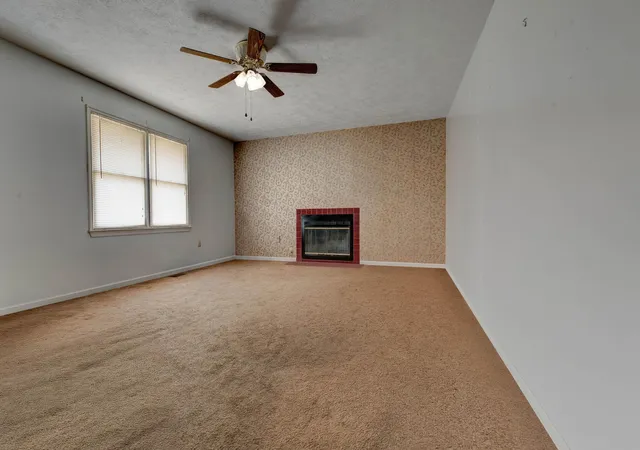 Photo 4 of Single family home for sale at 913-916 Robin Ave, Mount Sterling, KY 40353 | MLS# 26020323 | Listing updated on 2026-08-18