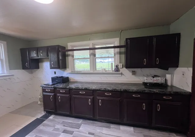 Photo 4 of Single family home for sale at 712 Balmoral Rd, Middlesboro, KY 40965 | MLS# 26019521 | Listing updated on 2026-08-12
